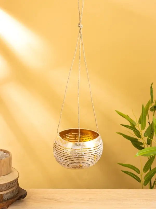 Подсвечник подвесной из кокоса, 12-15 см, золотисто-белый Подсвечник подвесной из кокоса, 12-15 см, золотисто-белый