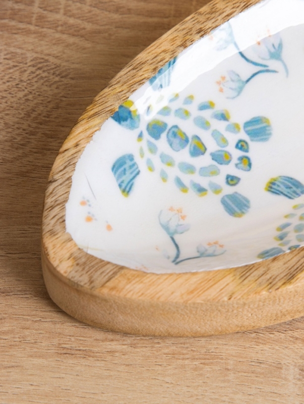 Блюдо в форме рыбки "Черепаха и цветы" дерево манго 25,5х10х2 см