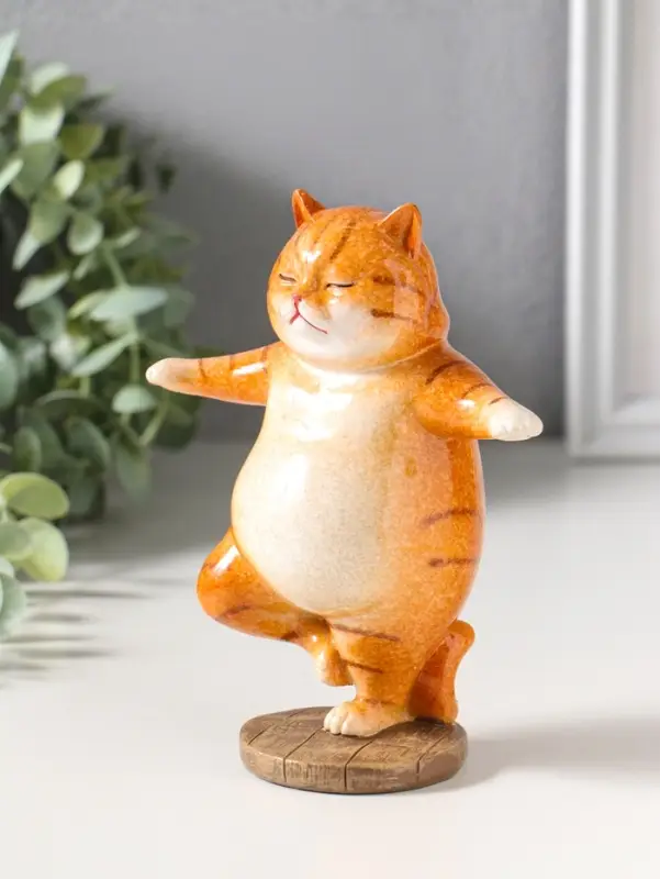Сувенир полистоун лак "Пухлый кот-йог" 12х7х14,7 см