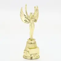 Статуэтка наградная &laquo;Ника&raquo;, пластиковая, 18.5&times;7&times;6 см, цвет золотой