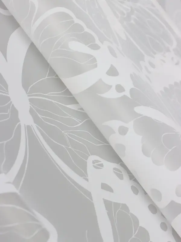 Пленка для цветов, "Бабочки", белая, 57х57 см