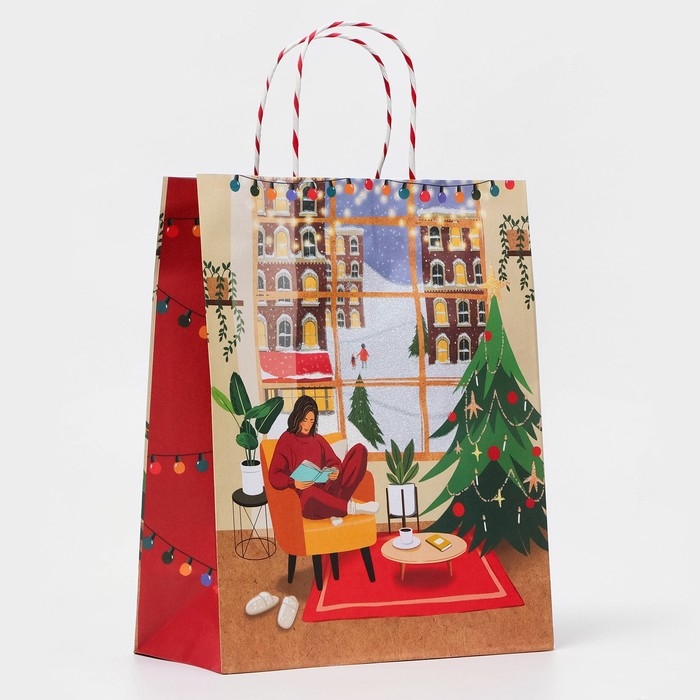 Новый год. Пакет бумажный подарочный новогодний крафт Новый год. Пакет бумажный подарочный новогодний крафт "Новогодний уют" 26 х 32 х 12 см.