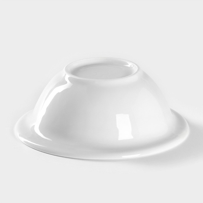 Тарелка фарфоровая «Гуси», 550 мл, рисунок микс Тарелка фарфоровая «Гуси», 550 мл, рисунок микс