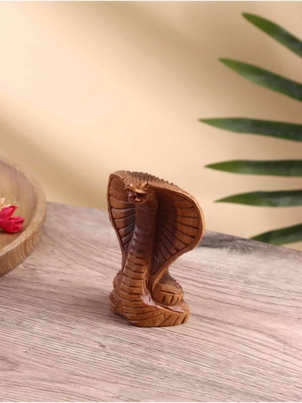 Сувенир  Сувенир "Кобра" дерево суар, 9х4,5х12 см