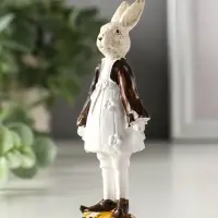 Сувенир полистоун "Нарядный Зайчик/Зайка" МИКС 4,5х3.2х11.5 см Сувенир полистоун "Нарядный Зайчик/Зайка" МИКС 4,5х3.2х11.5 см