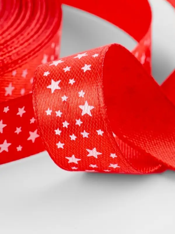 Лента атласная &laquo;Звёзды&raquo;, 15 мм, 23&plusmn;1 м, красная №026