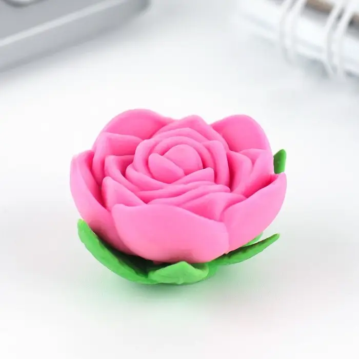 Подарочный набор блокнот, ручка и ластик «Самая яркая» Подарочный набор блокнот, ручка и ластик «Самая яркая»