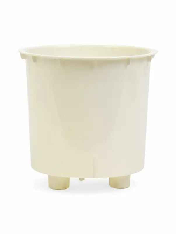 Кашпо со вставкой 2,5 л d15,7 см h15,6см  Кашпо со вставкой 2,5 л d15,7 см h15,6см "Genius" пластик белый