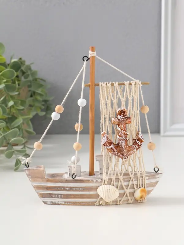 Сувенир дерево "Рыбацкая лодка с якорем на парусе" беж 16х4х17,5 см