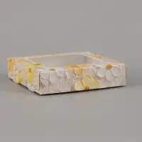Коробка подарочная самосборная с окном &laquo;Цветы&raquo;, 13&times;13&times;3 см