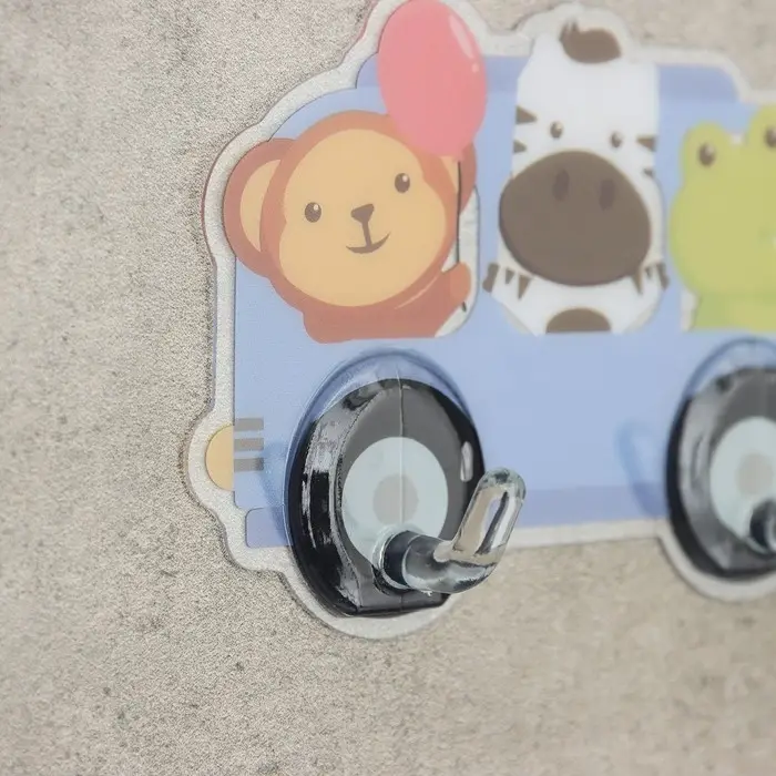 Набор двойных крючков самоклеящихся «Зверята», 2 шт, рисунок МИКС