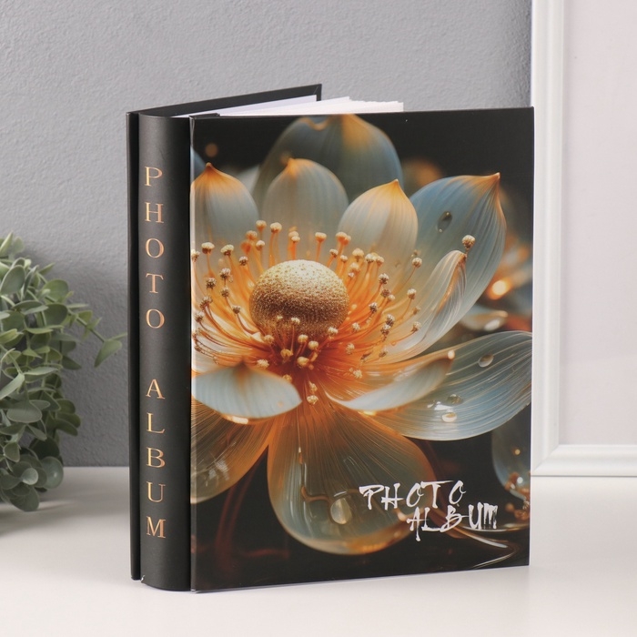 Фотоальбом на 200 фото 10х15 см Фотоальбом на 200 фото 10х15 см "Цветок с росой" в коробке 5,5х20,5х26,5 см