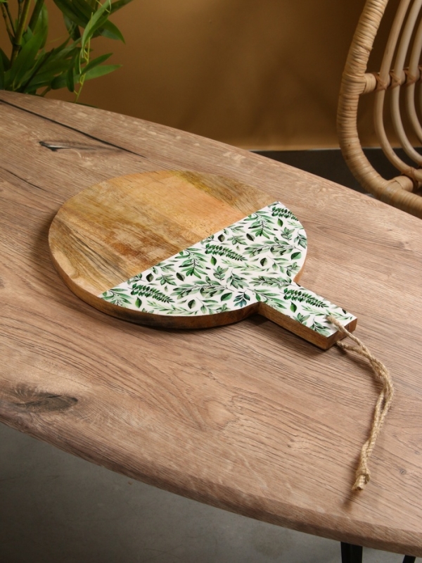 Доска разделочная круглая "Оливковая ветвь" дерево манго 36х28 см