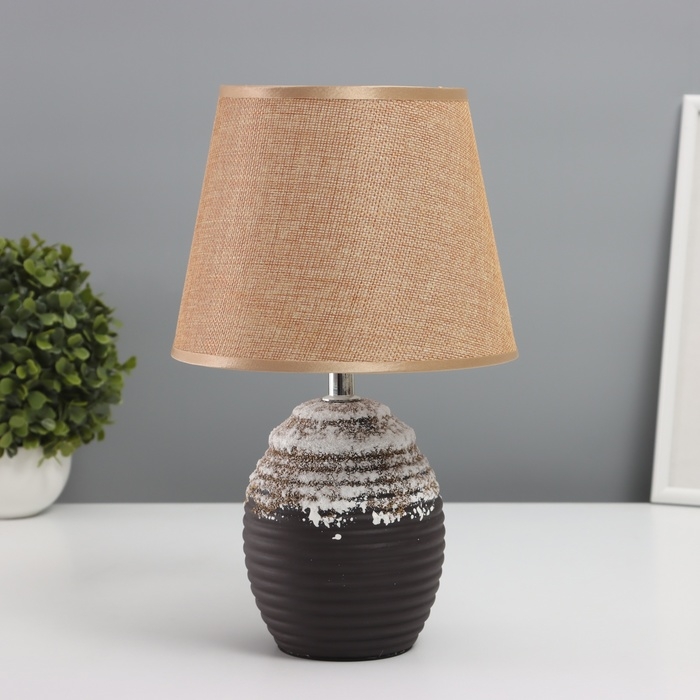 Лампа настольная Лампа настольная "Конг" 1х40Вт Е14 коричневый 19,5х19,5х34см