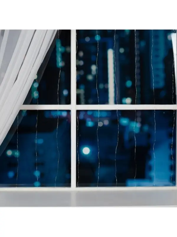 Гирлянда &laquo;Занавес&raquo; 1&times;1 м, роса, IP20, серебристая нить, 100 LED, свечение белое, 12 В