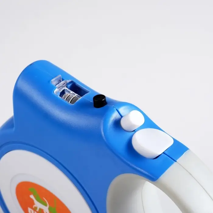 Рулетка &laquo;Пижон&raquo;, 5 м, до 35 кг, с фонариком, прорезиненная ручка, голубая