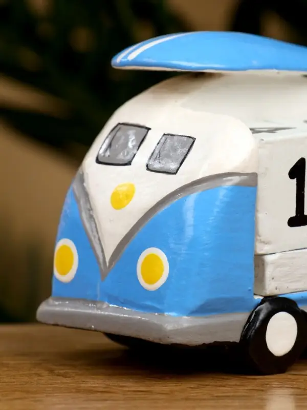 Календарь настольный Календарь настольный "Микроавтобус" дерево 10х5х7 см, цв. синий