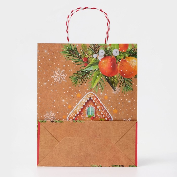 Новый год. Пакет бумажный подарочный новогодний крафт Новый год. Пакет бумажный подарочный новогодний крафт "Пряничный домик" 26 х 32 х 12 см.