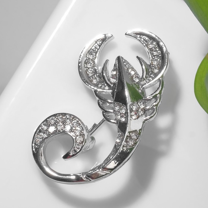 Брошь «Скорпион» изящный, цвет белый в серебре Брошь «Скорпион» изящный, цвет белый в серебре