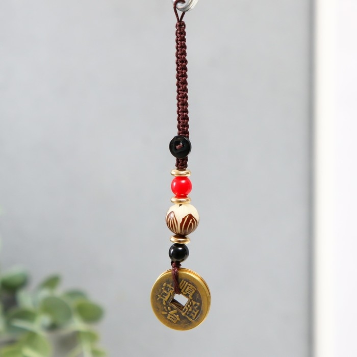 Подвеска с монетой в виде пяти императоров d=2,7 см Подвеска с монетой в виде пяти императоров d=2,7 см