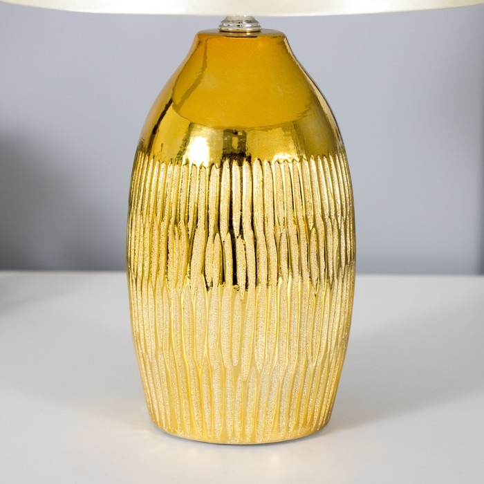 Настольная лампа Настольная лампа "Селеста" Е14 40Вт золото 22х22х28 см RISALUX