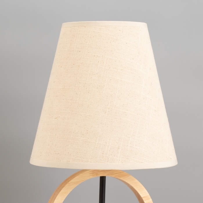 Лампа настольная Лампа настольная "Конье" 1х40Вт Е27 светлое дерево 11,5х11,5х27см