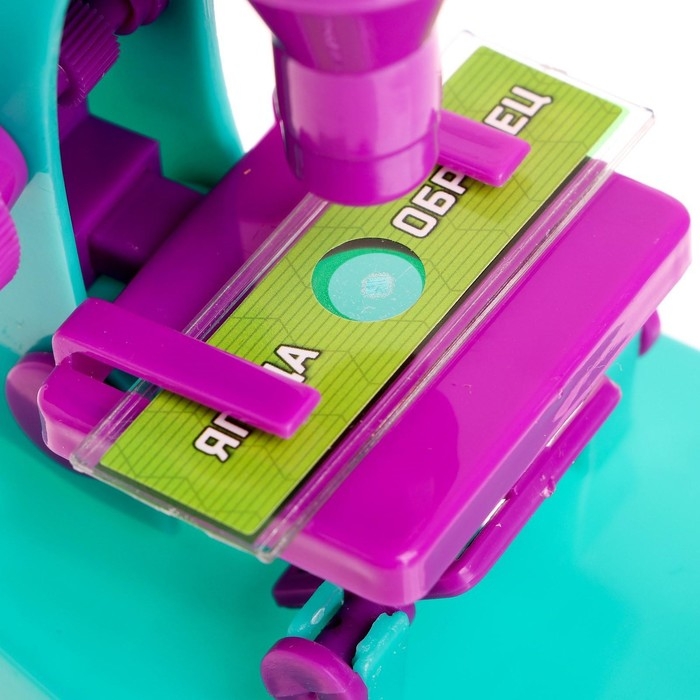 Набор биолога 6 предметов: микроскоп, 2 калейдоскопа, 2 пустых слайда, образец клеток Набор биолога 6 предметов: микроскоп, 2 калейдоскопа, 2 пустых слайда, образец клеток