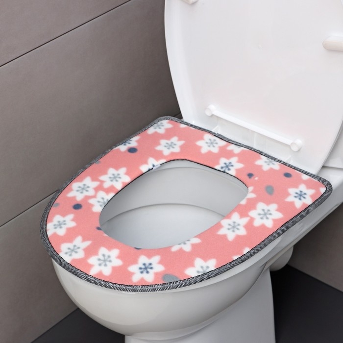 Чехол на сиденье для унитаза на липучках «Цветы», 35×45 см, цвет МИКС Чехол на сиденье для унитаза на липучках «Цветы», 35×45 см, цвет МИКС