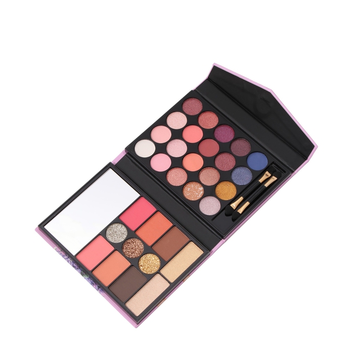 Набор декоративной косметики «Цветочная леди №2» Набор декоративной косметики «Цветочная леди №2»