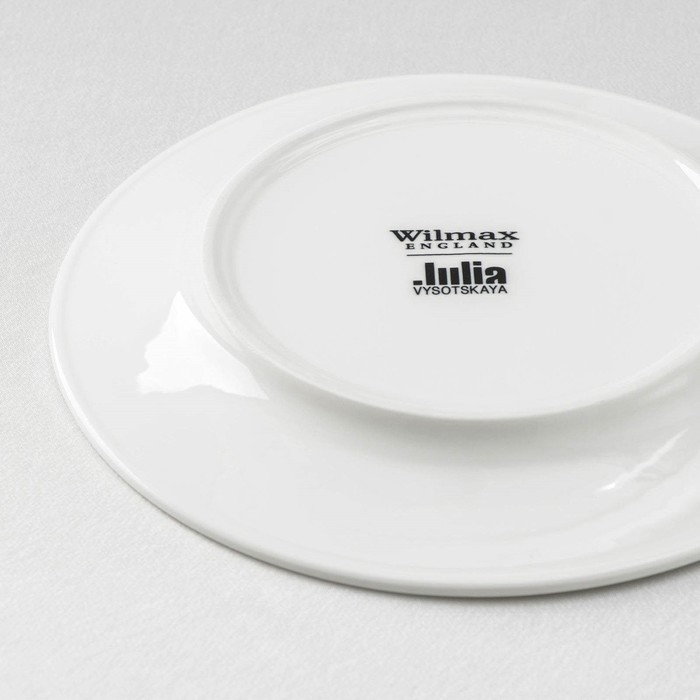 Набор тарелок десертных фарфоровых Wilmax «Юлия Высоцкая», 6 предметов: d=20 см, цвет белый Набор тарелок десертных фарфоровых Wilmax «Юлия Высоцкая», 6 предметов: d=20 см, цвет белый