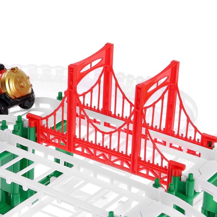 Железная дорога «Новогоднее приключение», с фигурками, 125 деталей Железная дорога «Новогоднее приключение», с фигурками, 125 деталей