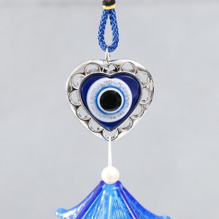 Музыка ветра металл Музыка ветра металл "Сердечко" от сглаза с кисточкой 3 колокольчика 36 см