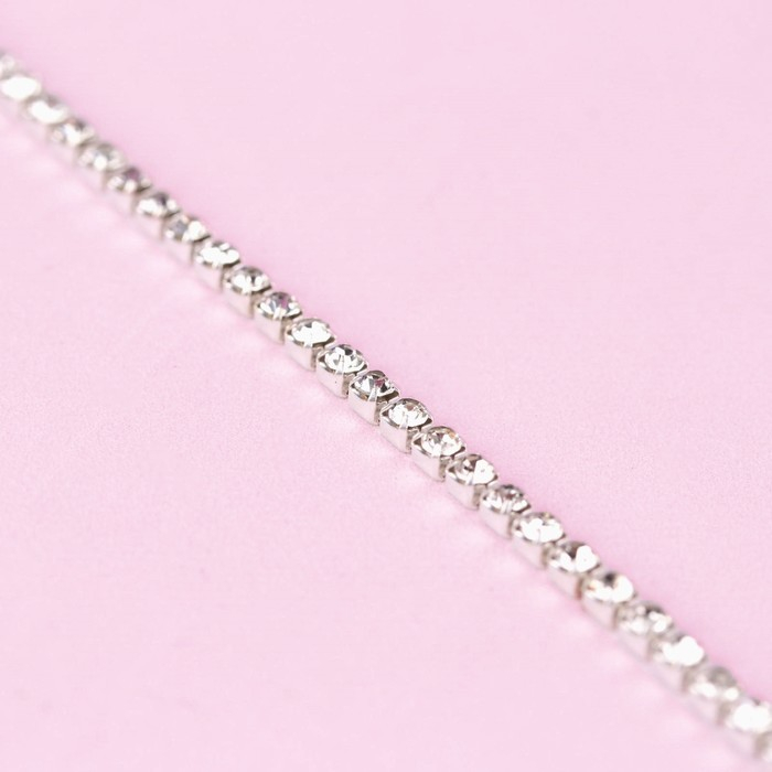 Цепь со стразами, металл, стекло, 2,5 мм, 9 ± 1 м, цвет серебряный Цепь со стразами, металл, стекло, 2,5 мм, 9 ± 1 м, цвет серебряный