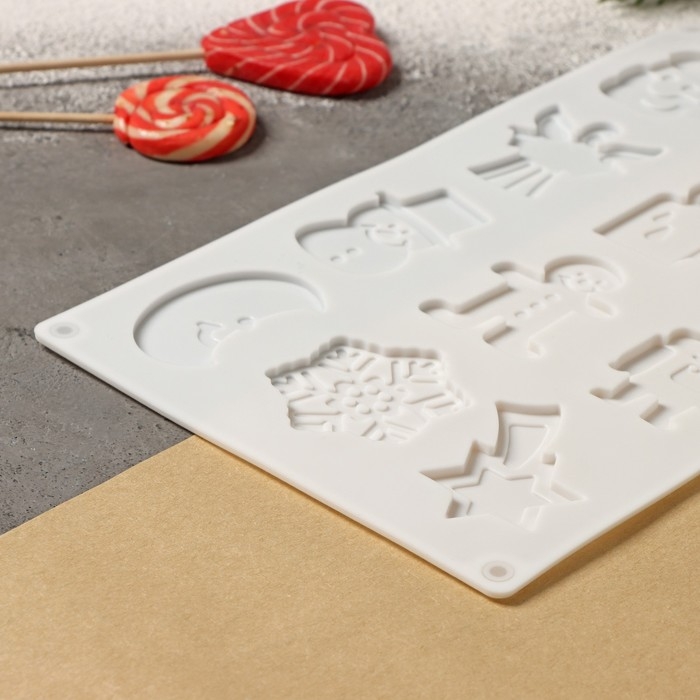 Форма для кондитерских украшений новогодняя Доляна «Новый год», силикон, 29,3×17,3 см, 12 ячеек, цвет белый Форма для кондитерских украшений новогодняя Доляна «Новый год», силикон, 29,3×17,3 см, 12 ячеек, цвет белый