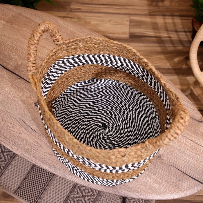 Корзина плетёная 35х35х40 см Корзина плетёная 35х35х40 см