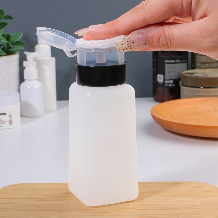 Флакон с помпой, 280 мл, белый/чёрный Флакон с помпой, 280 мл, белый/чёрный