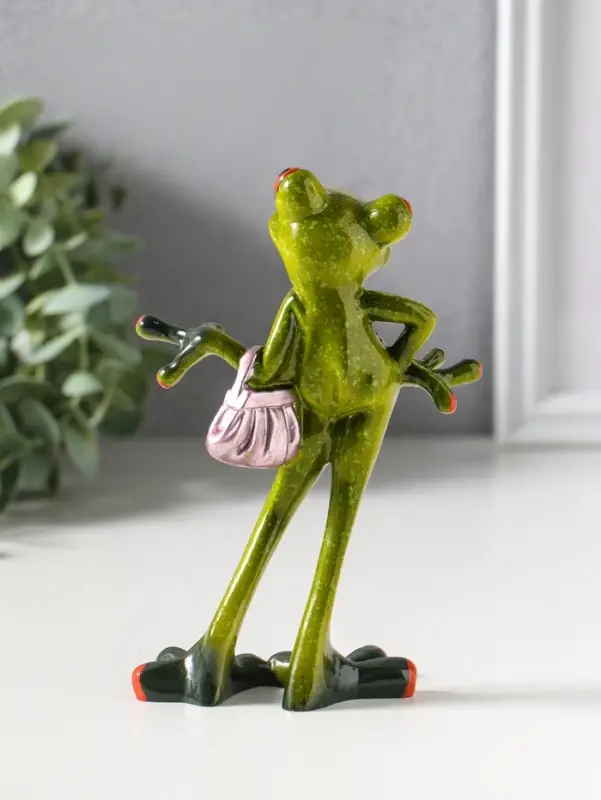 Фигурка полистоун лак &laquo;Лягушка Фифа&raquo;, 15&times;5.5&times;10 см