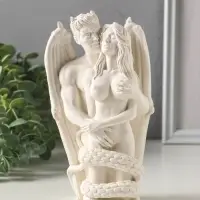 Фигурка &laquo;Искушение&raquo;, 18&times;10&times;6 см, гипс