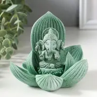 Сувенир полистоун "Лотос и Ганеша" зелёный 12,5х12,5х11 см
