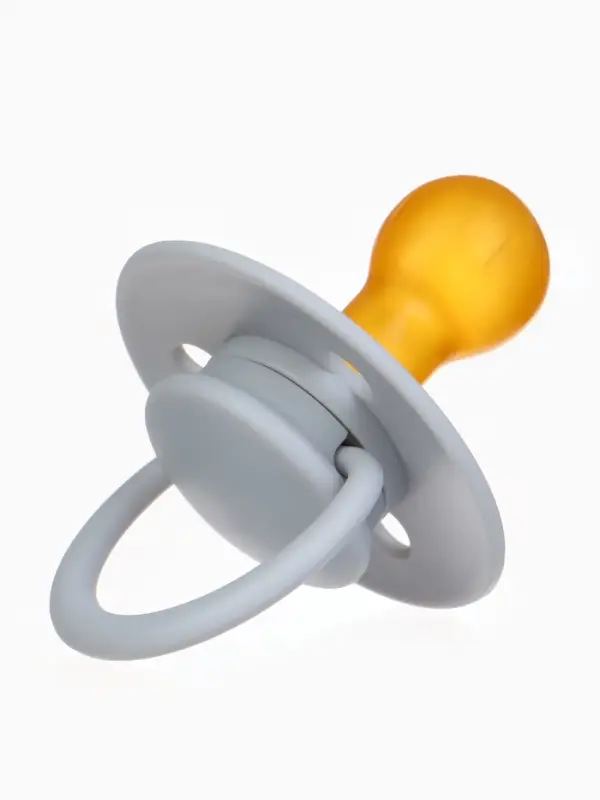 Набор классических пустышек, 2 шт., латекс, серый/серо-синий, в контейнере, от 6 мес., M&B Набор классических пустышек, 2 шт., латекс, серый/серо-синий, в контейнере, от 6 мес., M&B