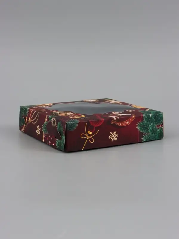 Коробка для 9 конфет &laquo;Роскошный щелкунчик&raquo;, 14.7&times;14.7&times;3.5 см