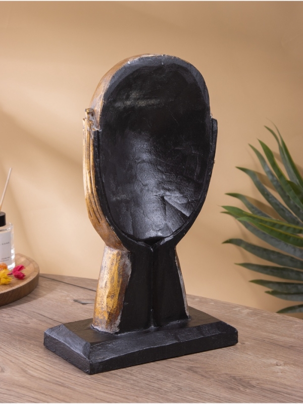 Сувенир интерьерный  Сувенир интерьерный "Маска в руках" дерево, 20х13х35 см