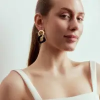 Серьги металл &laquo;Цепь&raquo;, диагональ, 2 полых ромба, золотисто-чёрные