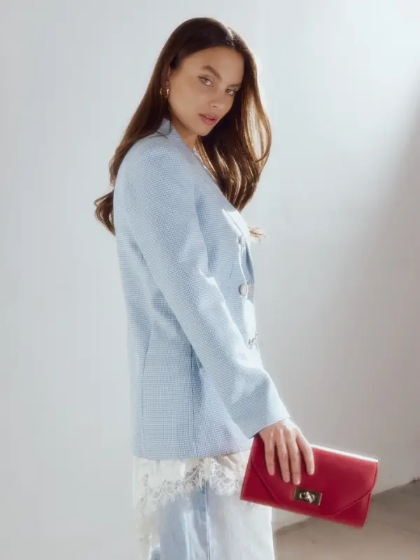 Сумка-клатч женская вечерняя на клапане, на золотистой цепочке, однотонная, бордовая