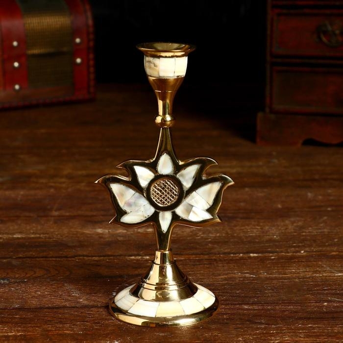 Подсвечник «Цветок востока», 8×8.5×16.5 см, латунь, перламутр Подсвечник «Цветок востока», 8×8.5×16.5 см, латунь, перламутр