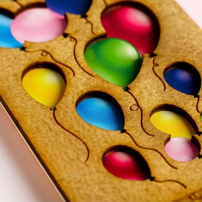 Конверт для денег с деревянным элементом &laquo;С Днём Рождения&raquo; шары, 16.5&times;8 см