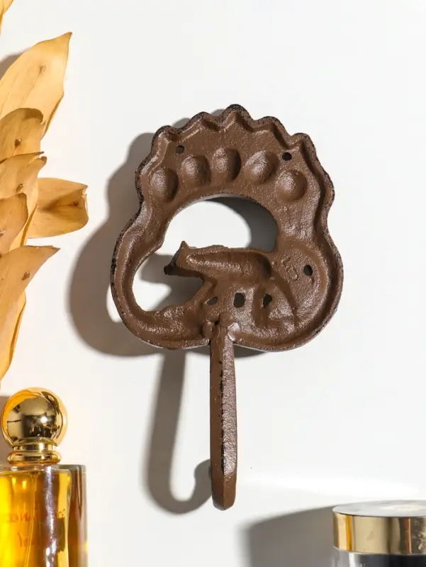 Крючок настенный &laquo;След медведя и медведь&raquo;, ключница декоративная, чугун, 18.5&times;10.5&times;3.5 см