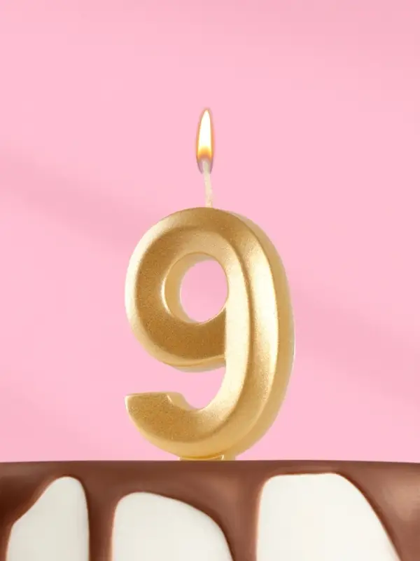 Свеча в торт «Цифра 9», золотая, 6.5 см Свеча в торт «Цифра 9», золотая, 6.5 см