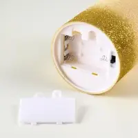 Светодиодная свеча LED RISALUX «Блёстки» 3хAAA золото 7,5х7,5х10 см Светодиодная свеча LED RISALUX «Блёстки» 3хAAA золото 7,5х7,5х10 см