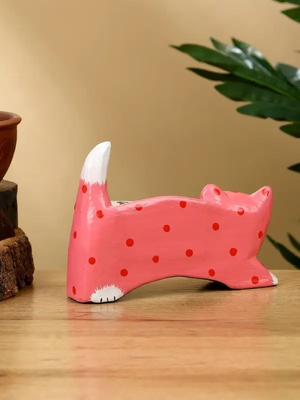 Календарь настольный Календарь настольный "Кошка" дерево 13х4х10 см, цв. розовый